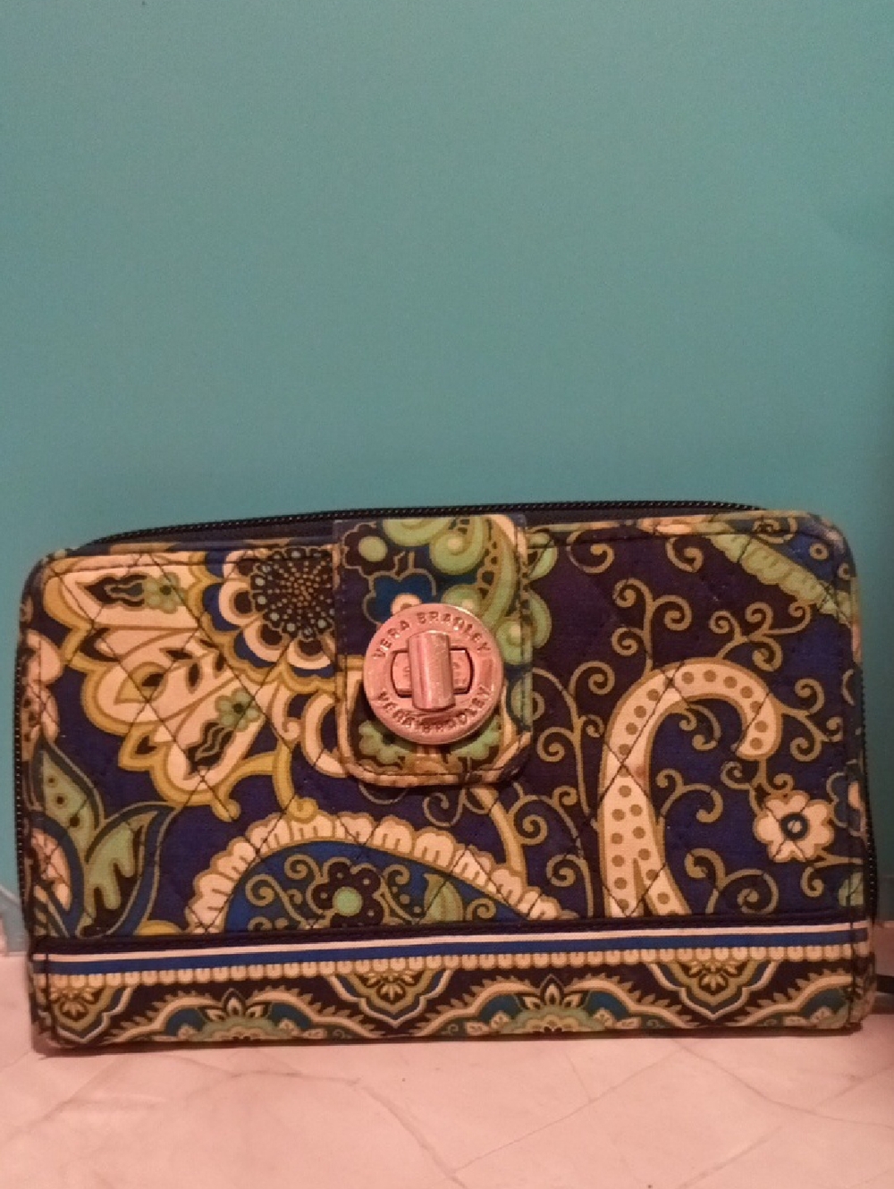 Vera Bradley Retired "Rhythm and Blues". Navy Blue Green Paisley Quilted Wallet